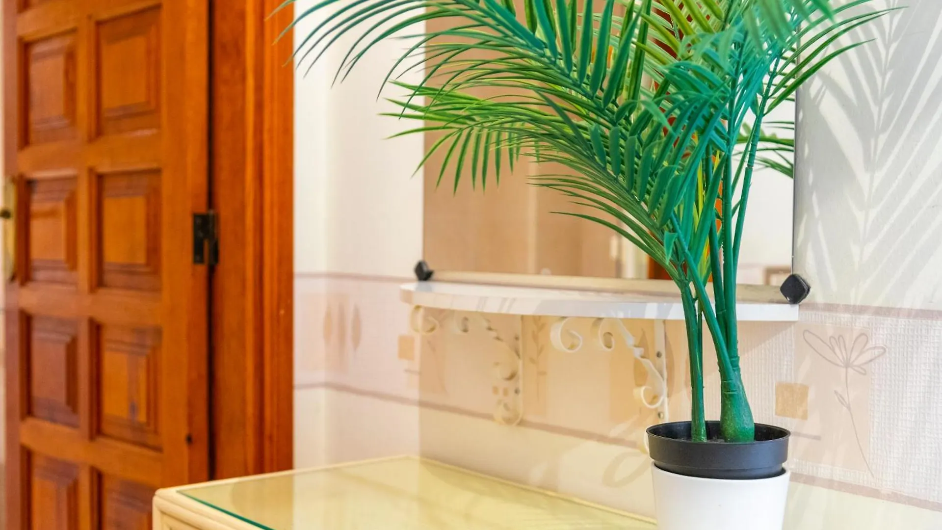 Sunny Oasis Getaway Apartment Costa Adeje  Costa Adeje (Tenerife)