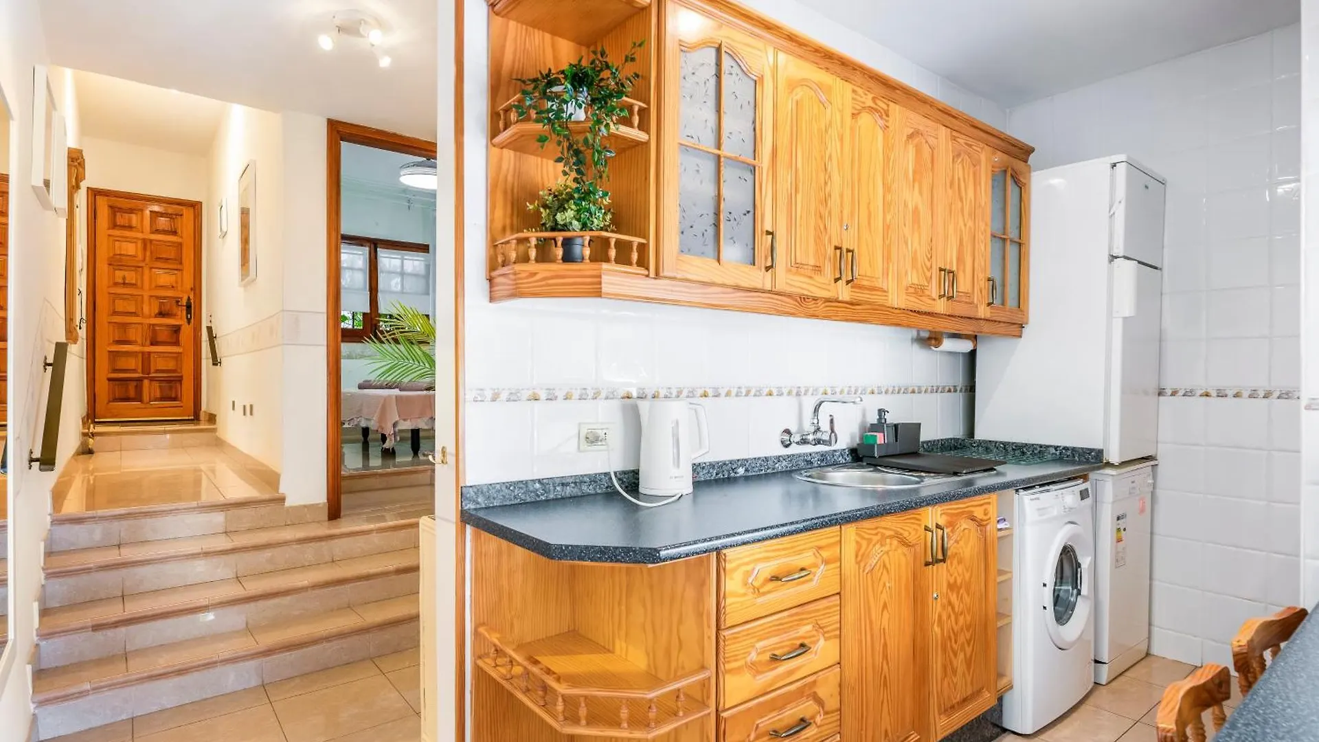Sunny Oasis Getaway Apartment Costa Adeje
